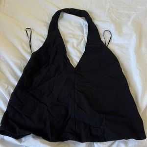 Backless tank top